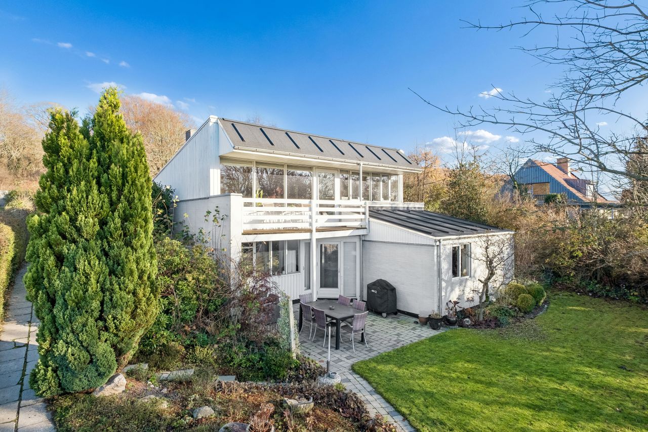 Ejendomsbillede 2 af 27