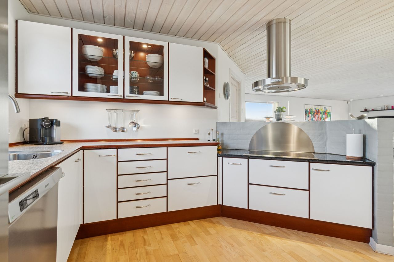 Ejendomsbillede 3 af 27