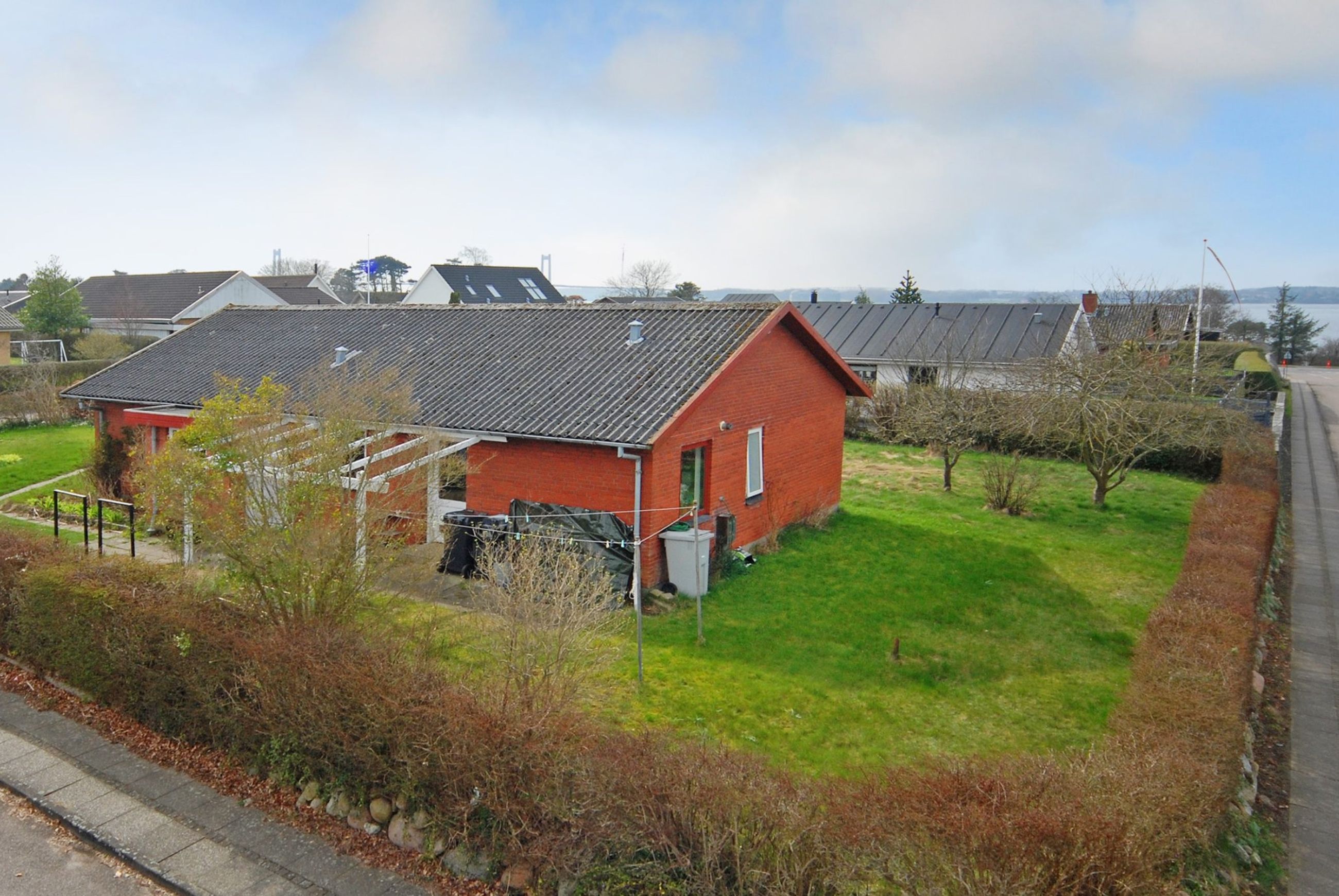 Møllebakken 2, Strib Villa