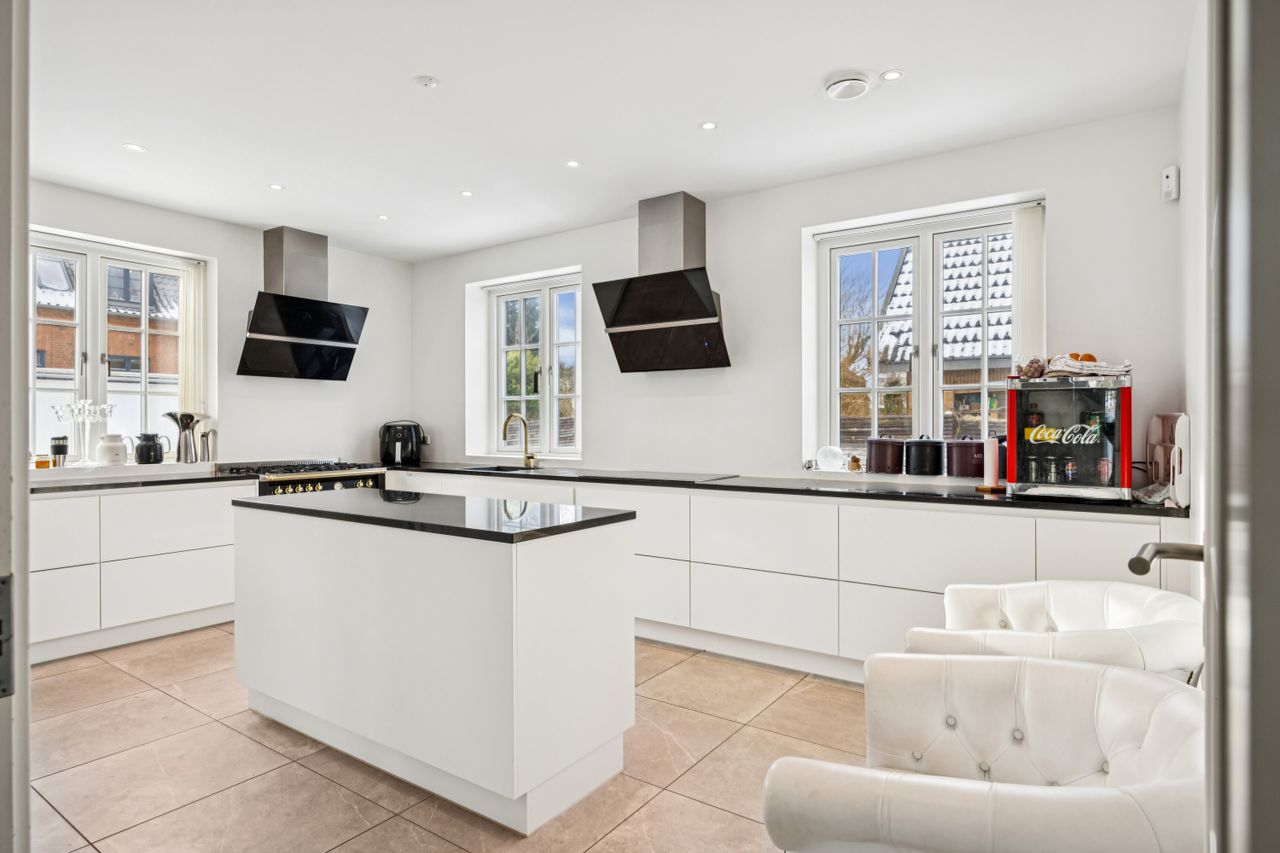 Ejendomsbillede 3 af 29