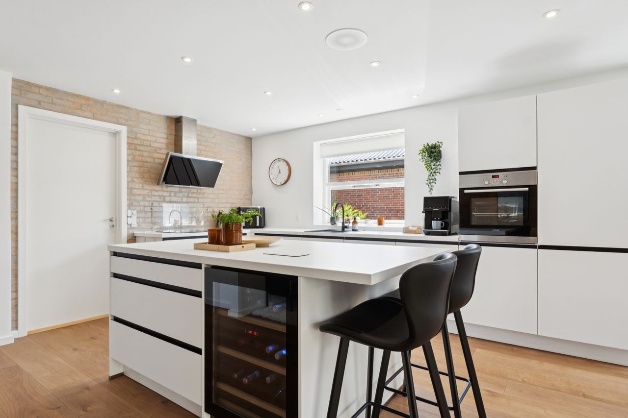 Ejendomsbillede 3 af 23