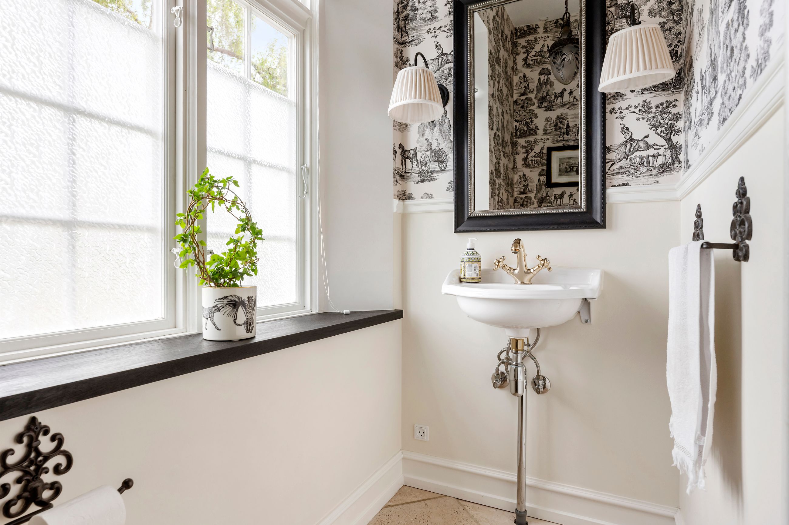 Damgårdsvej 19, Klampenborg - Toilet