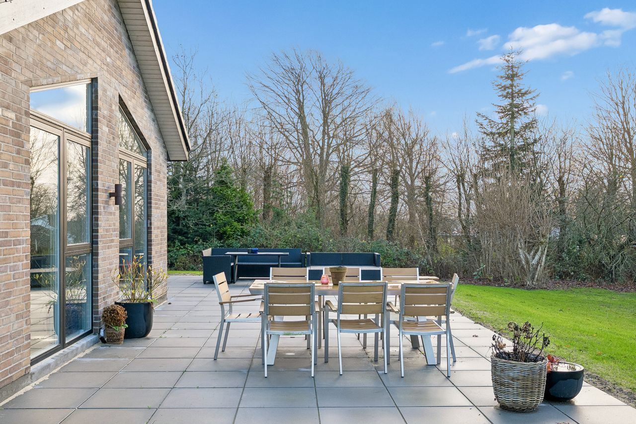 Ejendomsbillede 3 af 29