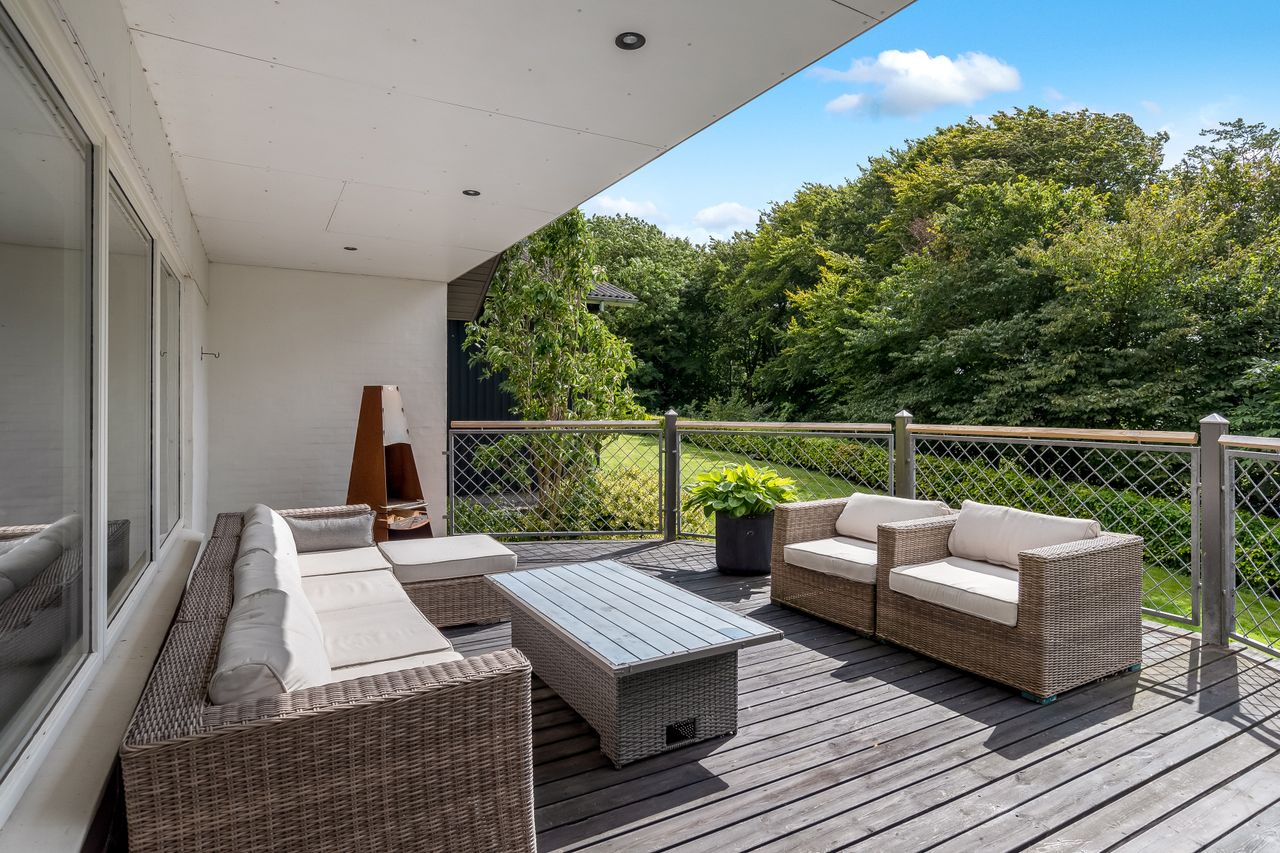 Ejendomsbillede 2 af 45