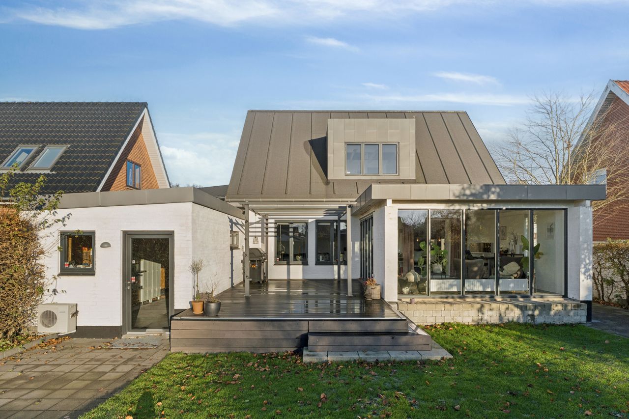 Ejendomsbillede 2 af 27