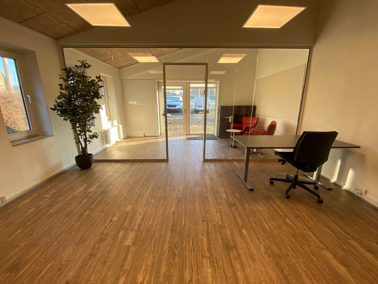 Ejendomsbillede 2 af 15