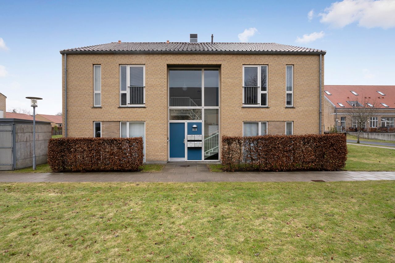 Ejendomsbillede 2 af 16