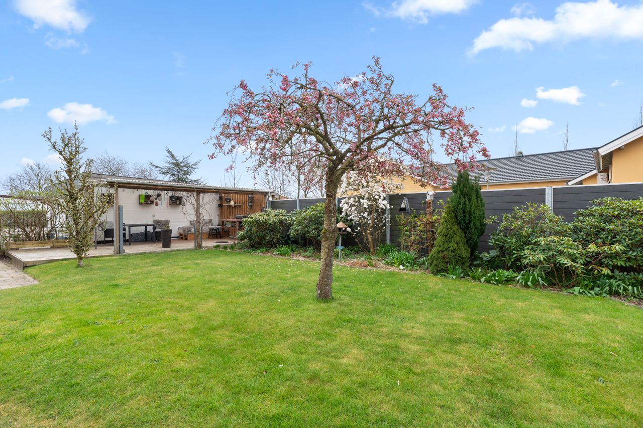 Ejendomsbillede 2 af 20