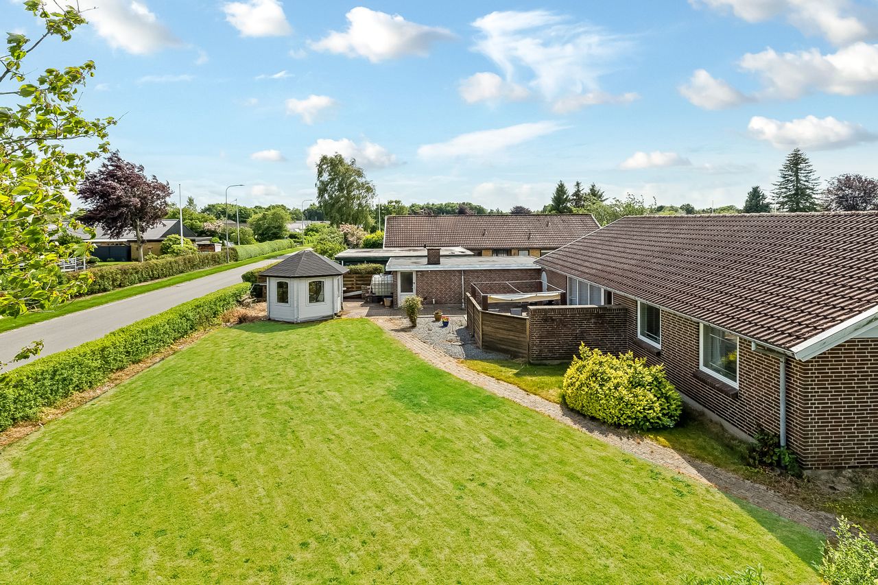 Ejendomsbillede 3 af 22