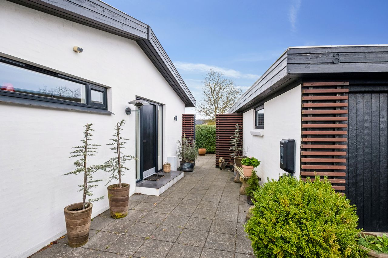 Ejendomsbillede 3 af 38