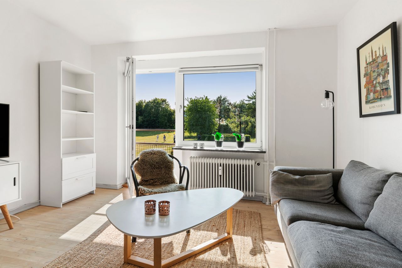 Ejendomsbillede 2 af 18