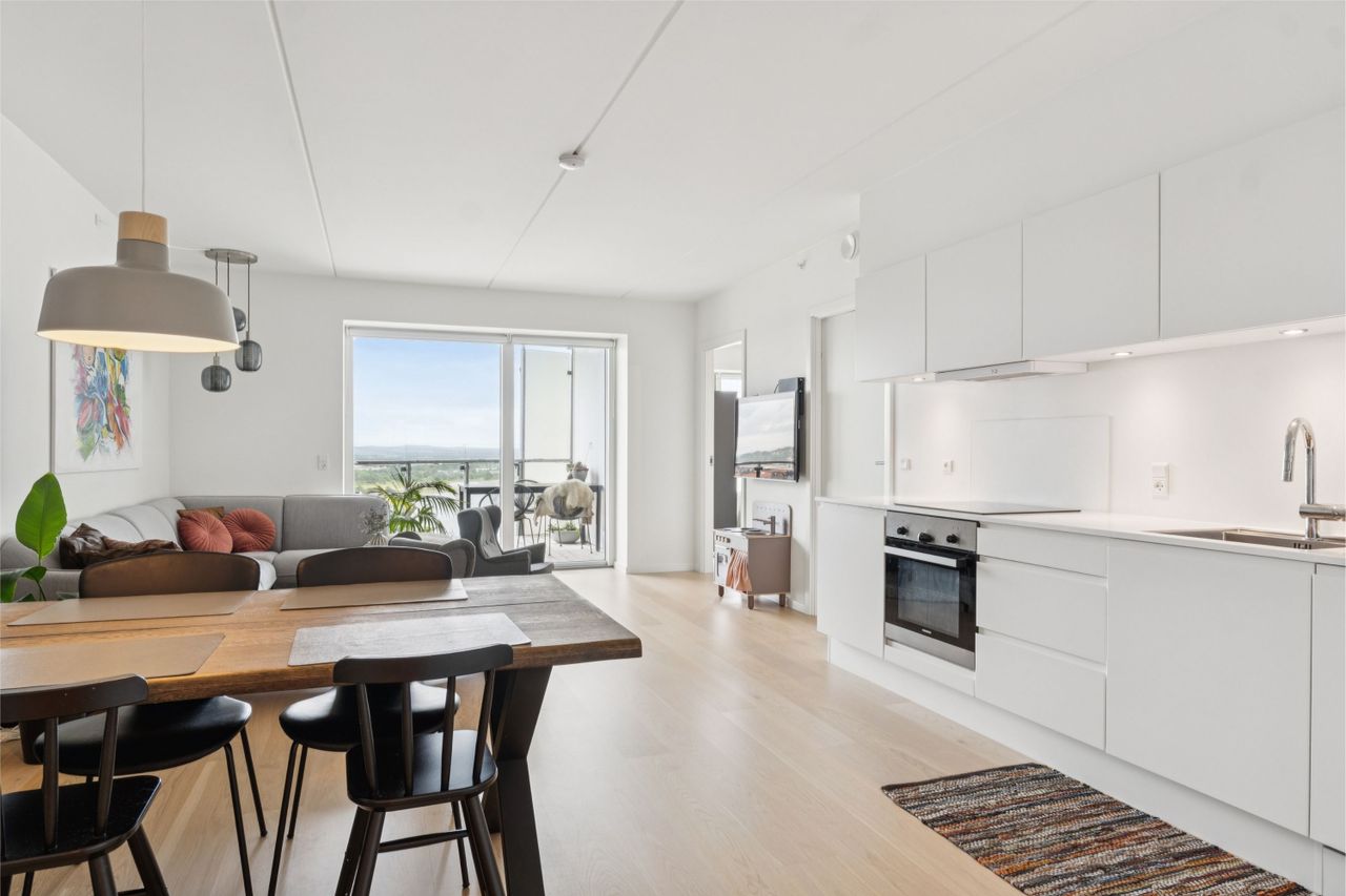 Ejendomsbillede 3 af 16