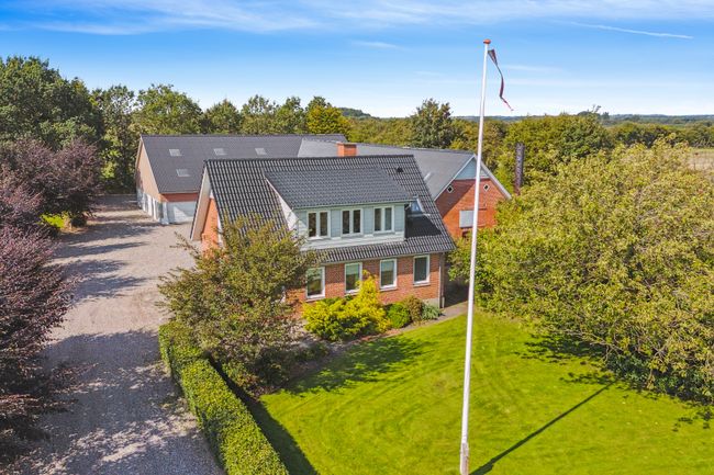 Flarupvej 21,  Landejendom