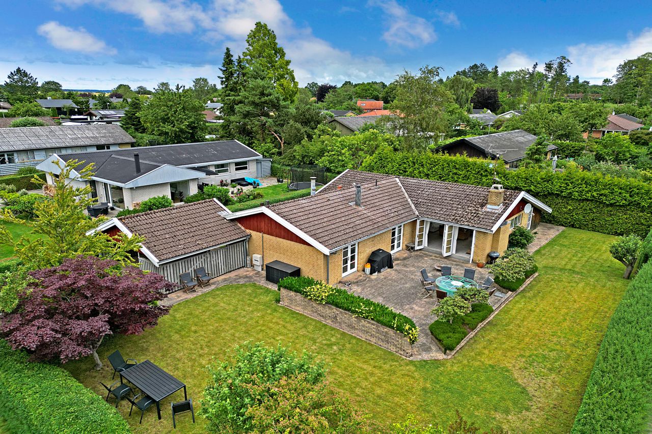 Ejendomsbillede 2 af 22