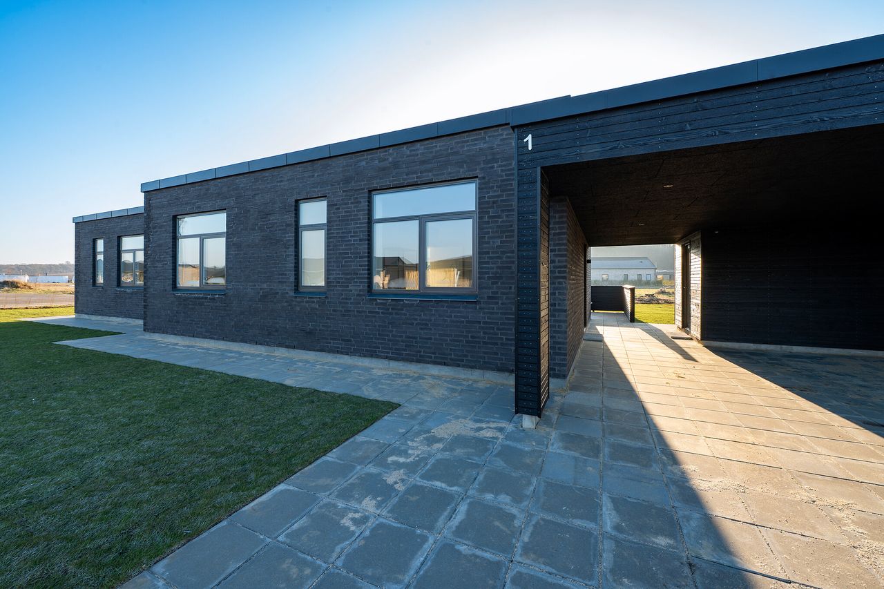 Ejendomsbillede 2 af 35