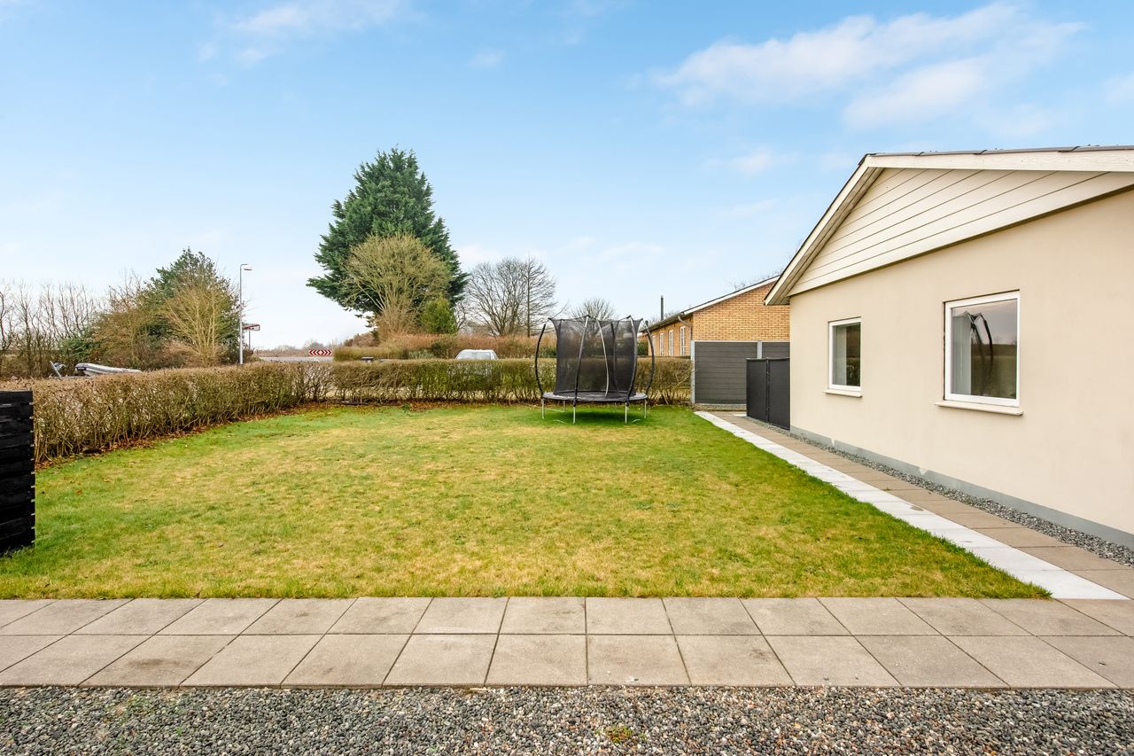 Ejendomsbillede 3 af 23