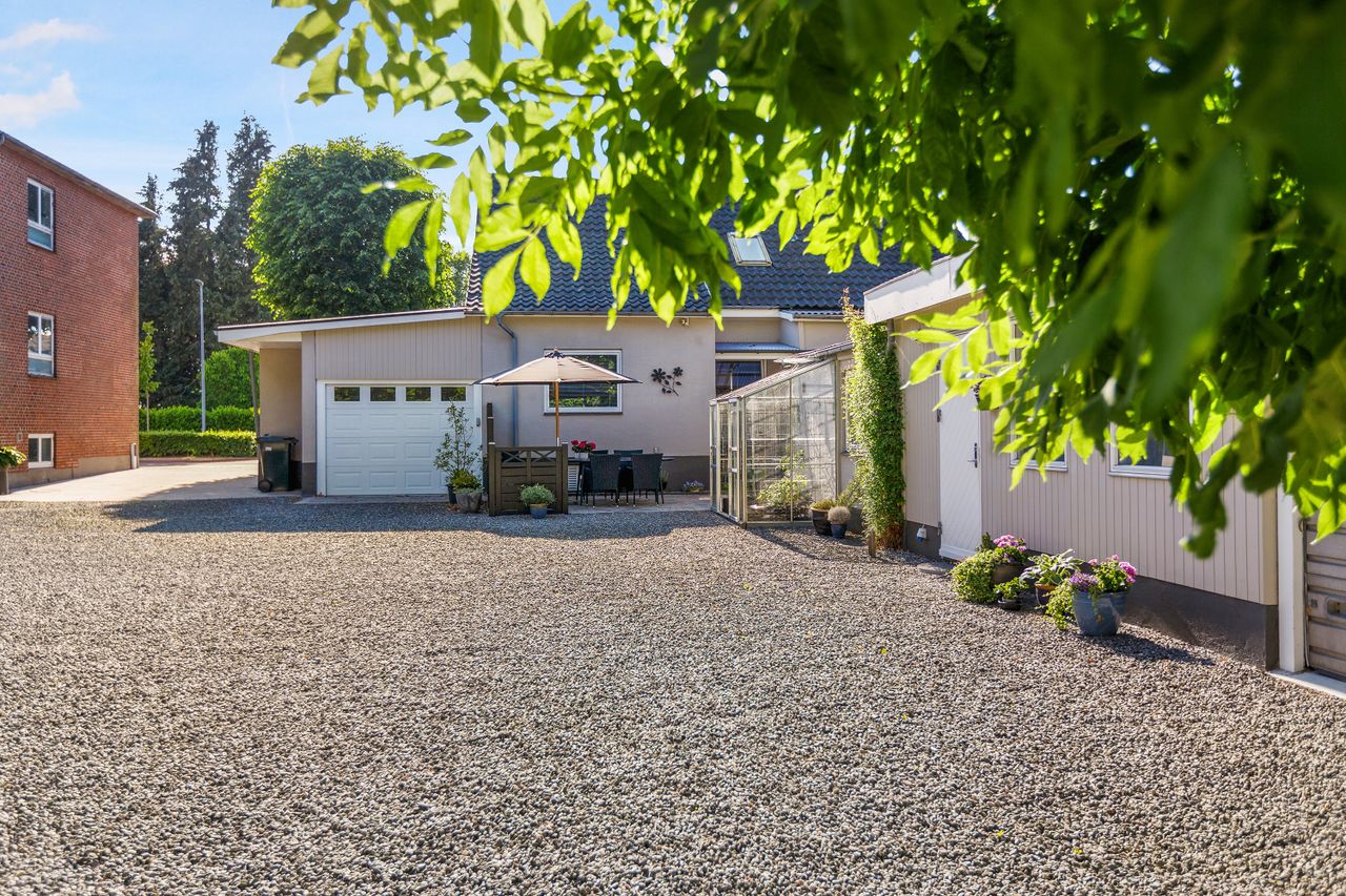 Ejendomsbillede 2 af 30