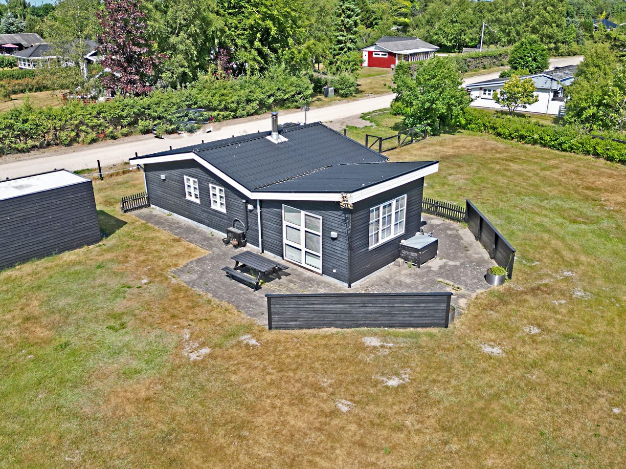 Ejendomsbillede 2 af 40