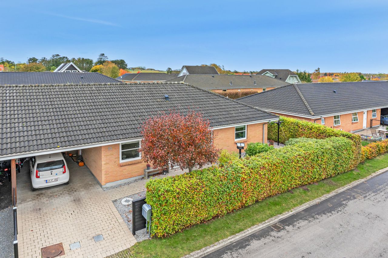 Ejendomsbillede 2 af 30