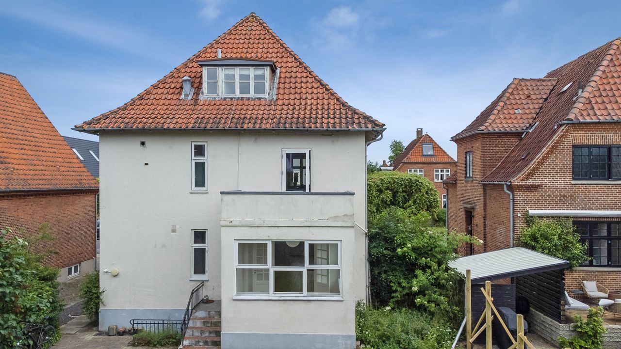 Ejendomsbillede 2 af 30