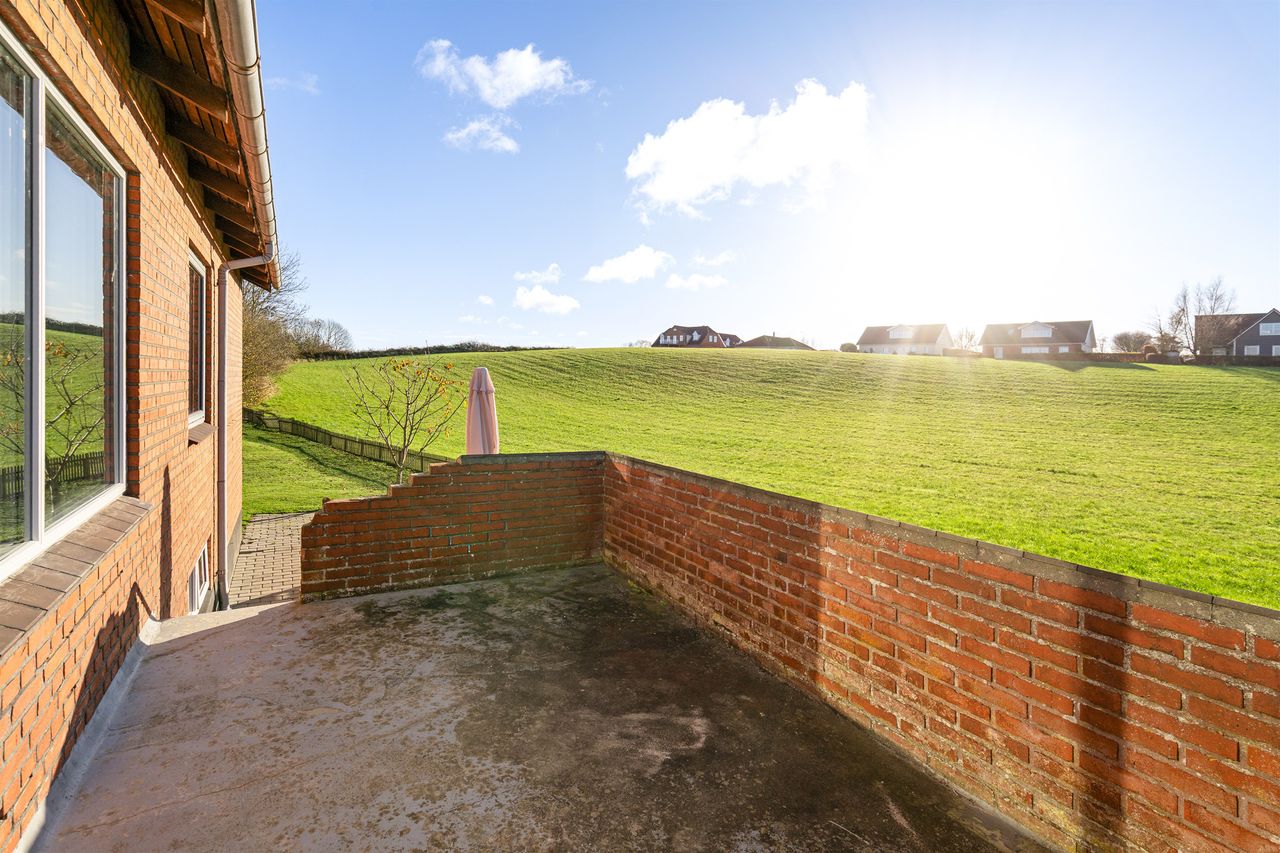 Ejendomsbillede 3 af 27