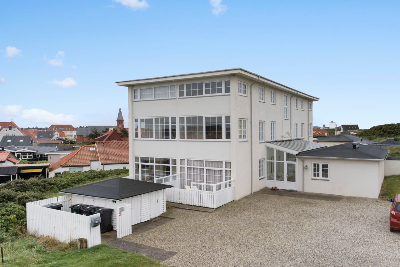 Ejendomsbillede 3 af 17