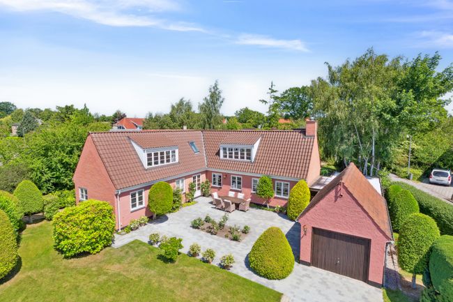 Jernbane Alle 21A,  Villa