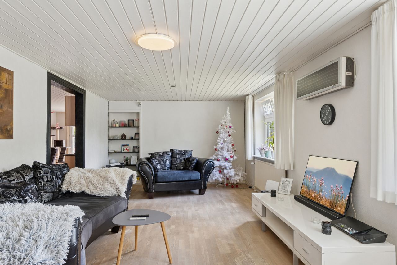 Ejendomsbillede 3 af 27