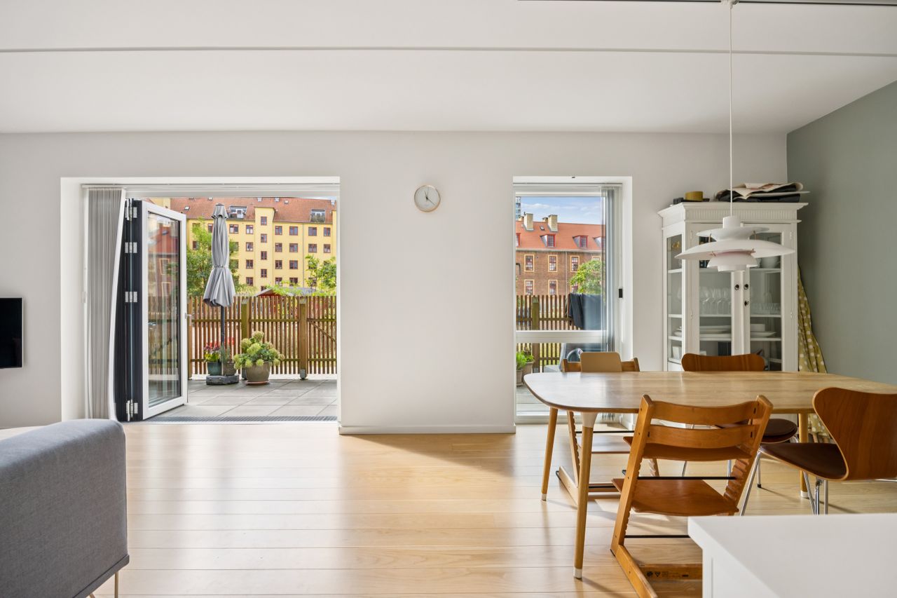 Ejendomsbillede 2 af 20