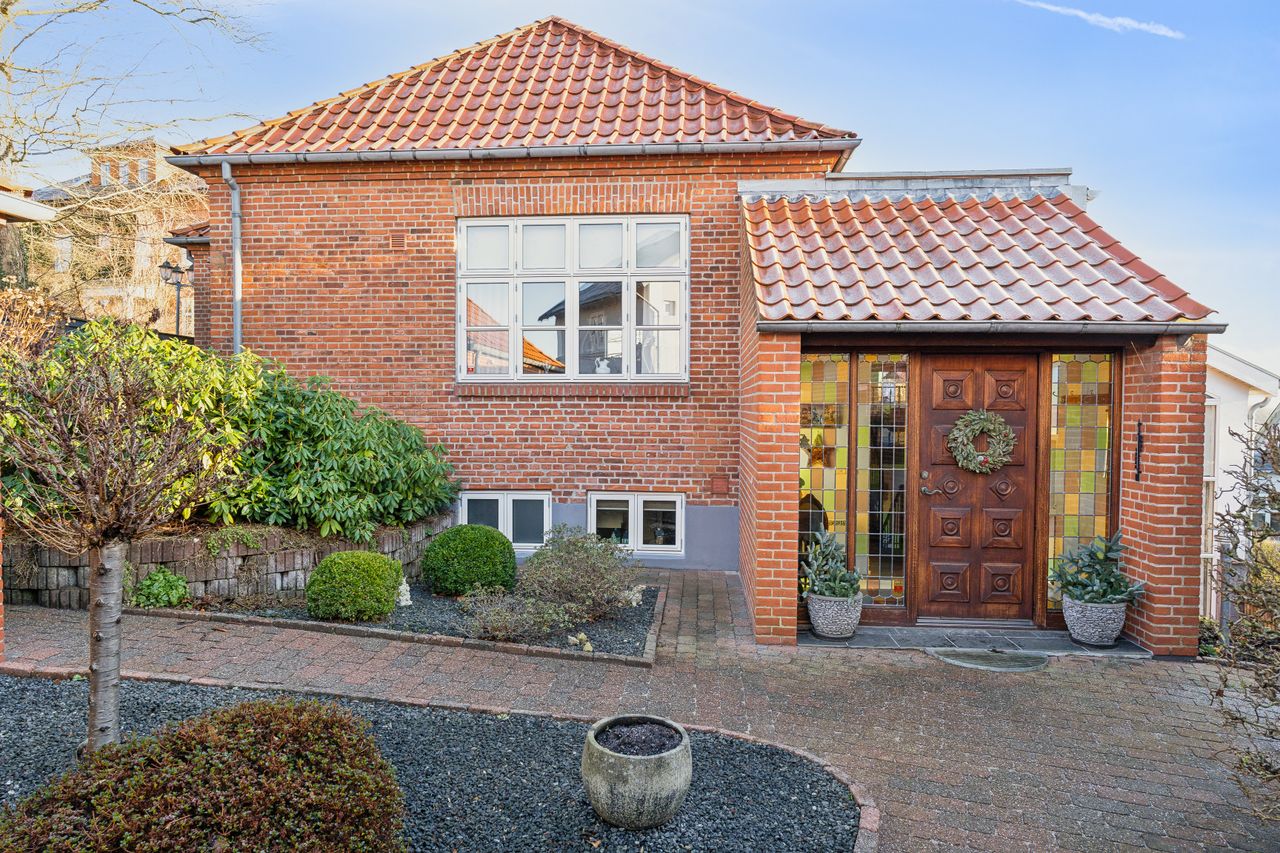 Ejendomsbillede 2 af 32