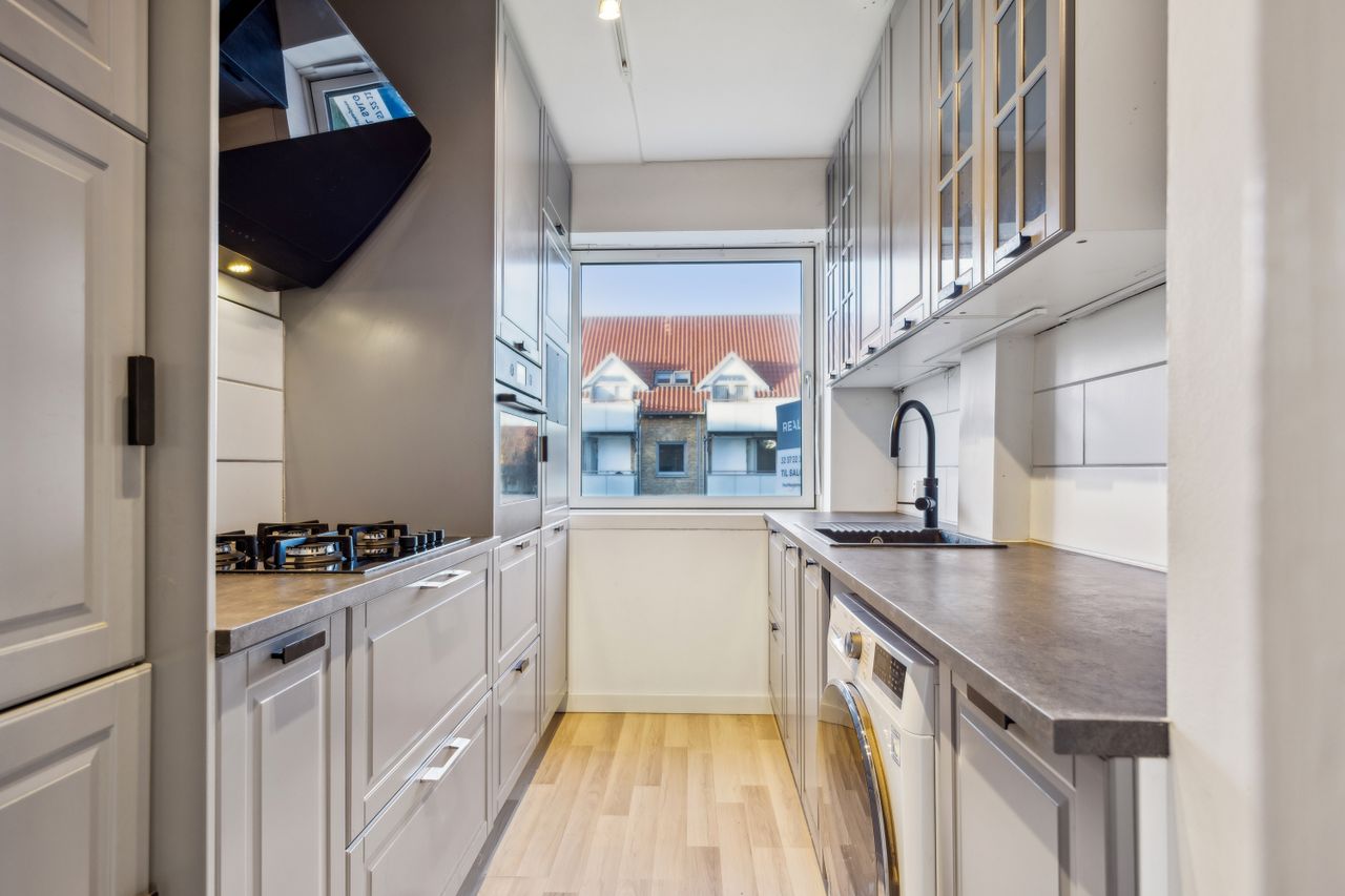 Ejendomsbillede 2 af 17