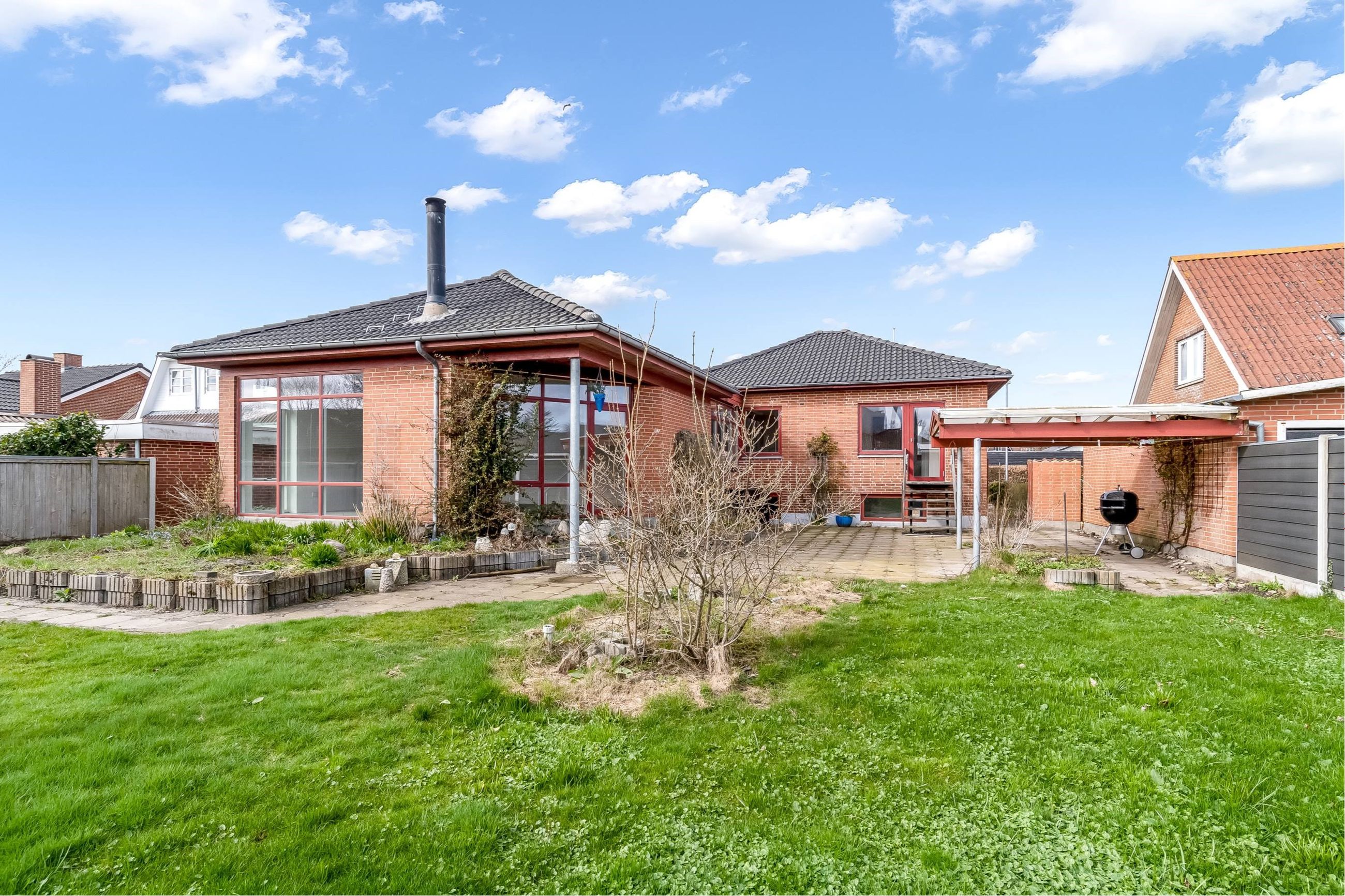 Helgesensvej 13,  Villa