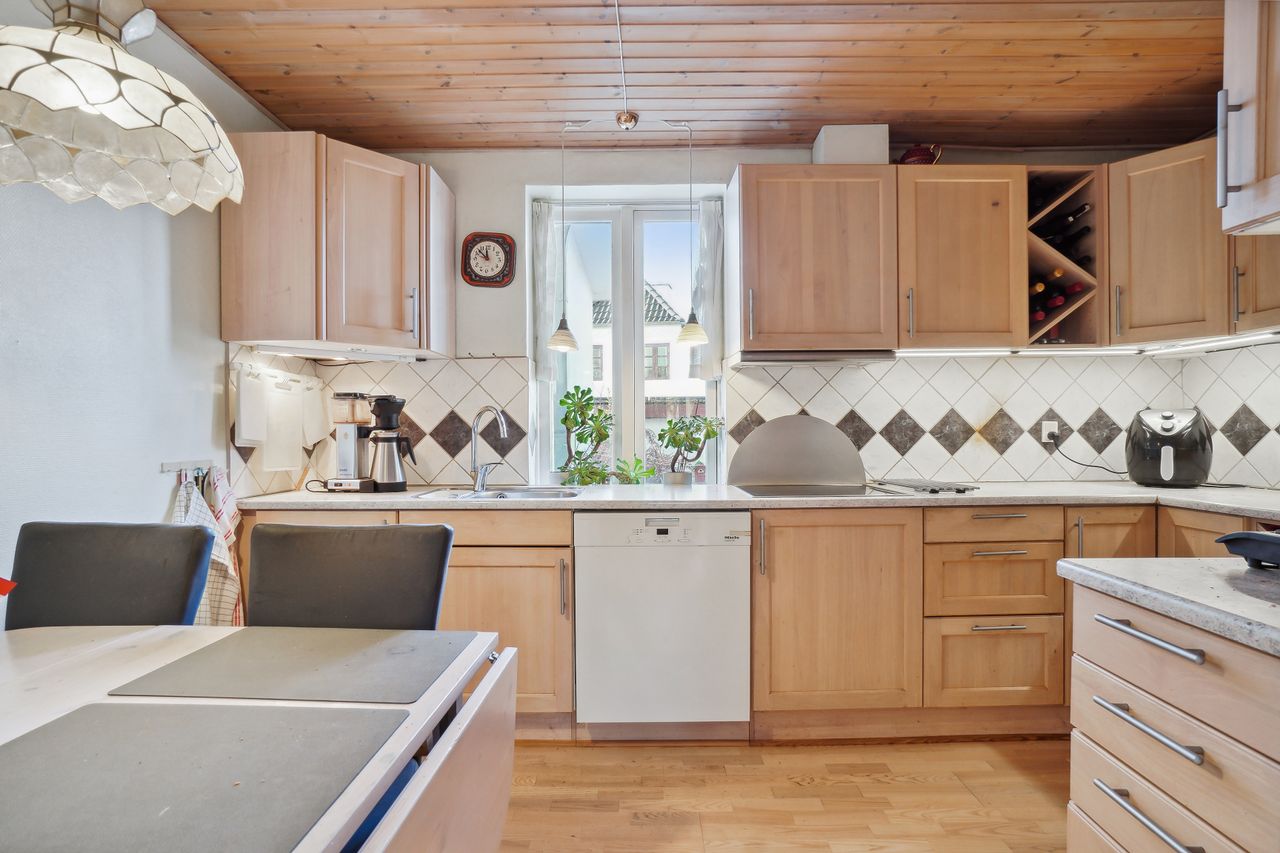 Ejendomsbillede 3 af 27