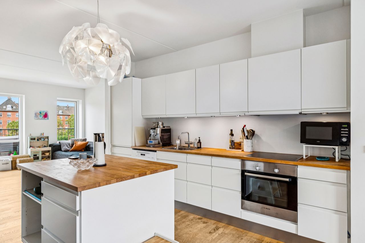 Ejendomsbillede 2 af 18