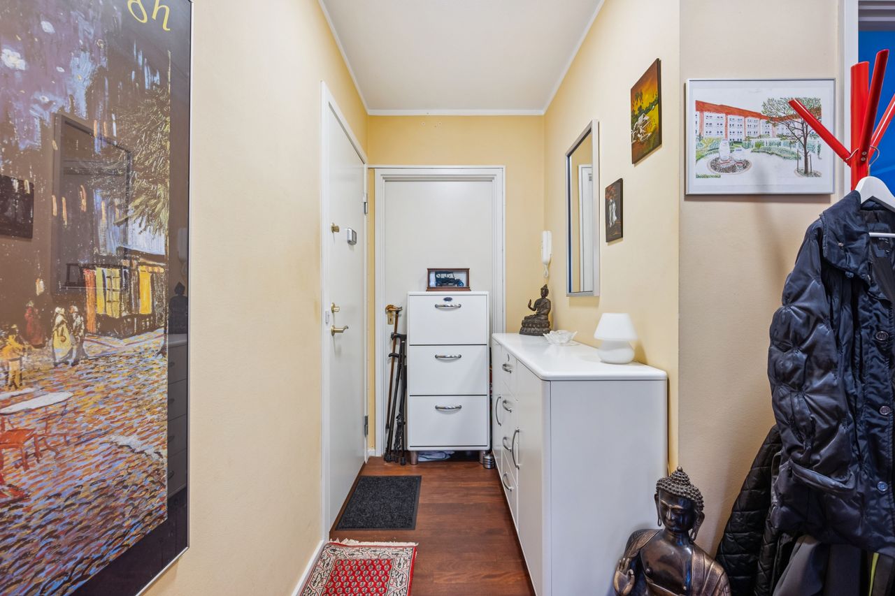 Ejendomsbillede 2 af 17