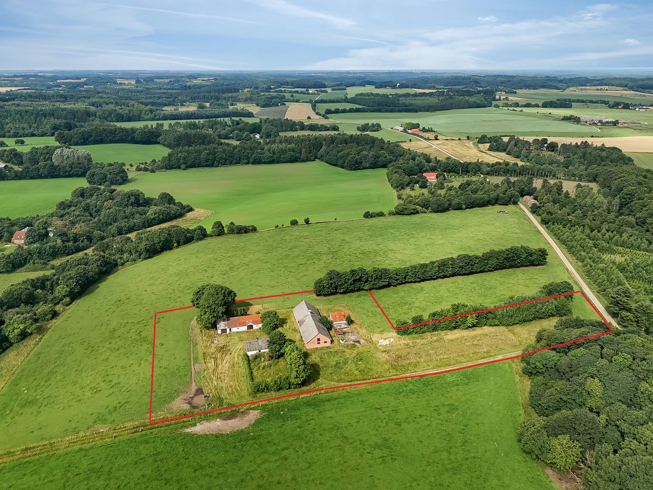 Ejendomsbillede 2 af 31