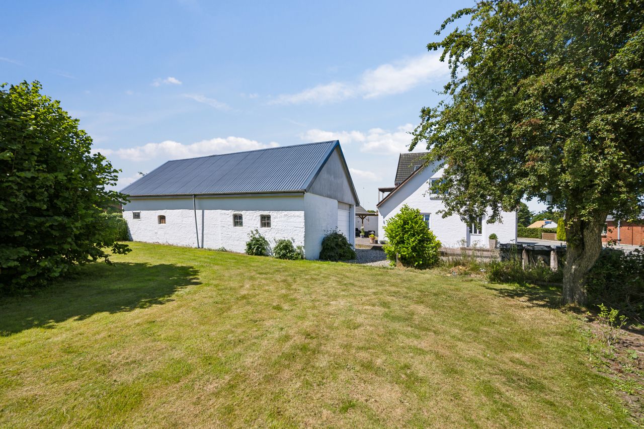 Ejendomsbillede 2 af 21