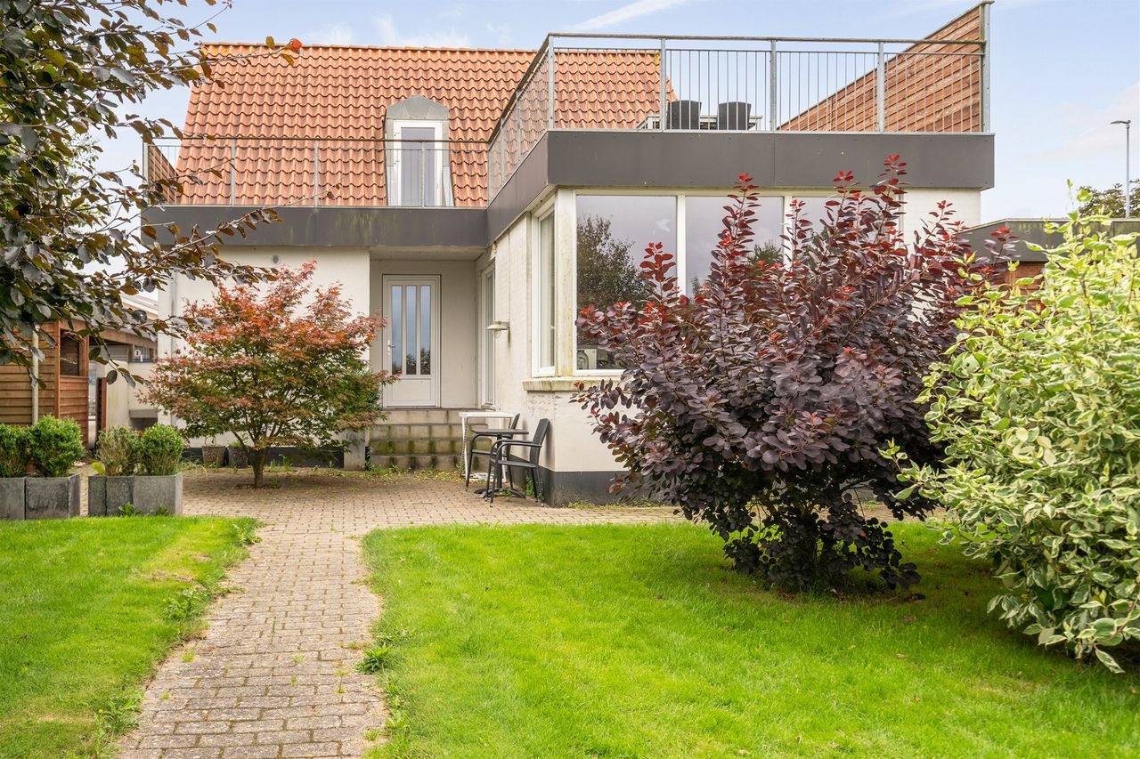 Ejendomsbillede 3 af 38