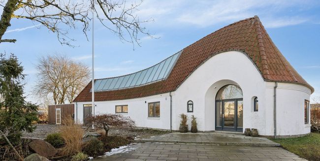 Rudolf Steiner Allé 17,  Villa