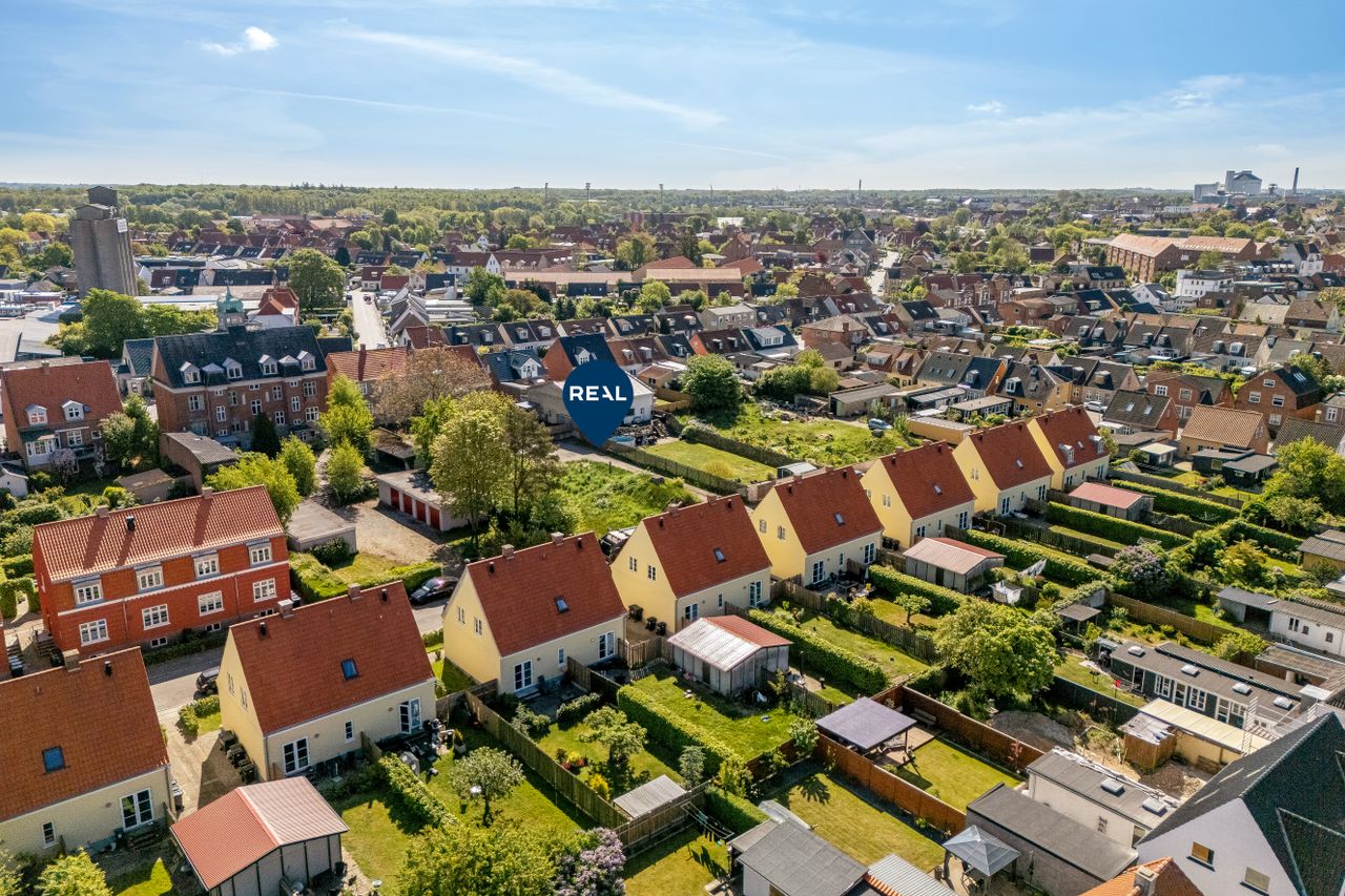 Ejendomsbillede 3 af 9