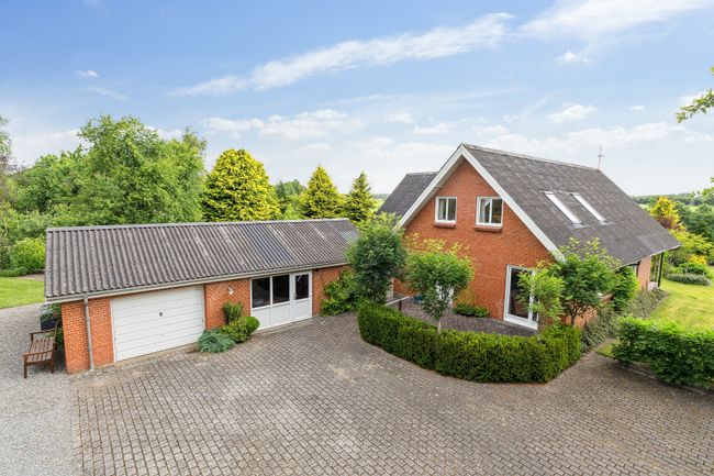 Herredsvejen 39,  Villa