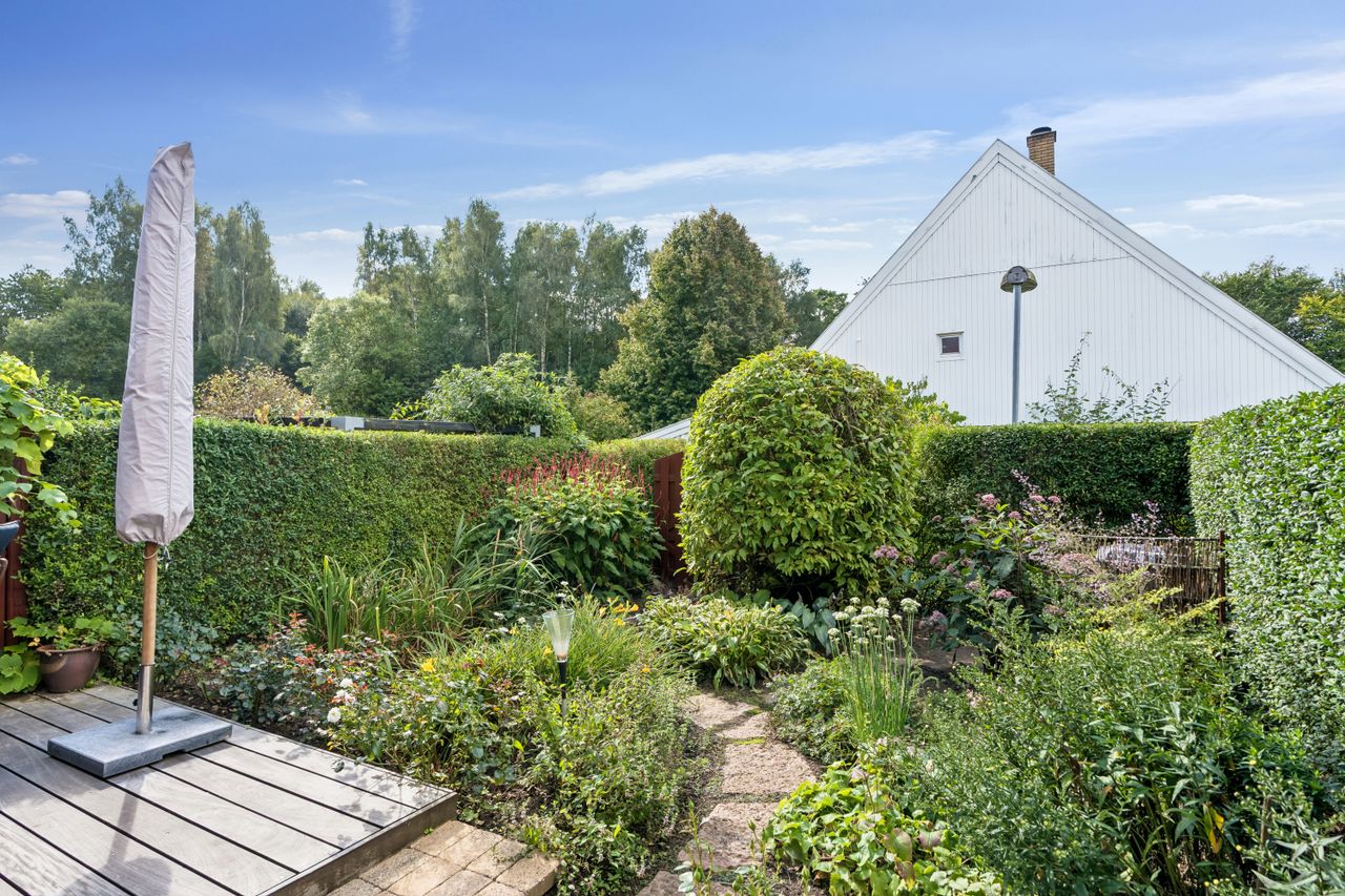 Ejendomsbillede 2 af 19