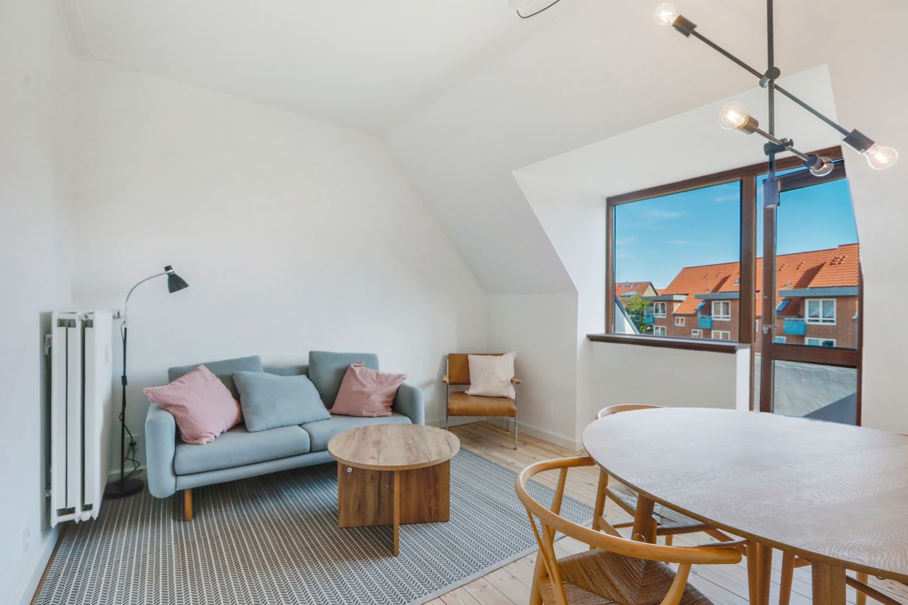 Ejendomsbillede 2 af 18