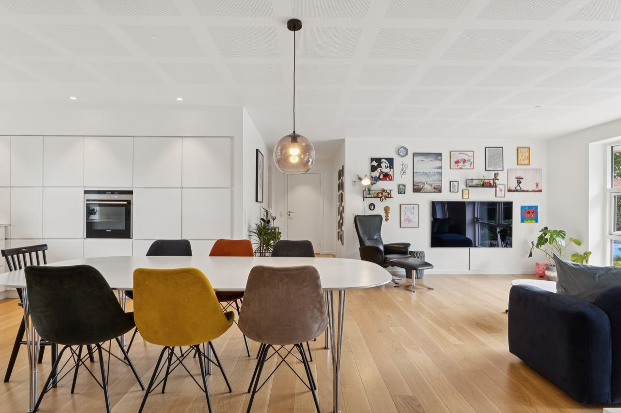 Ejendomsbillede 2 af 38