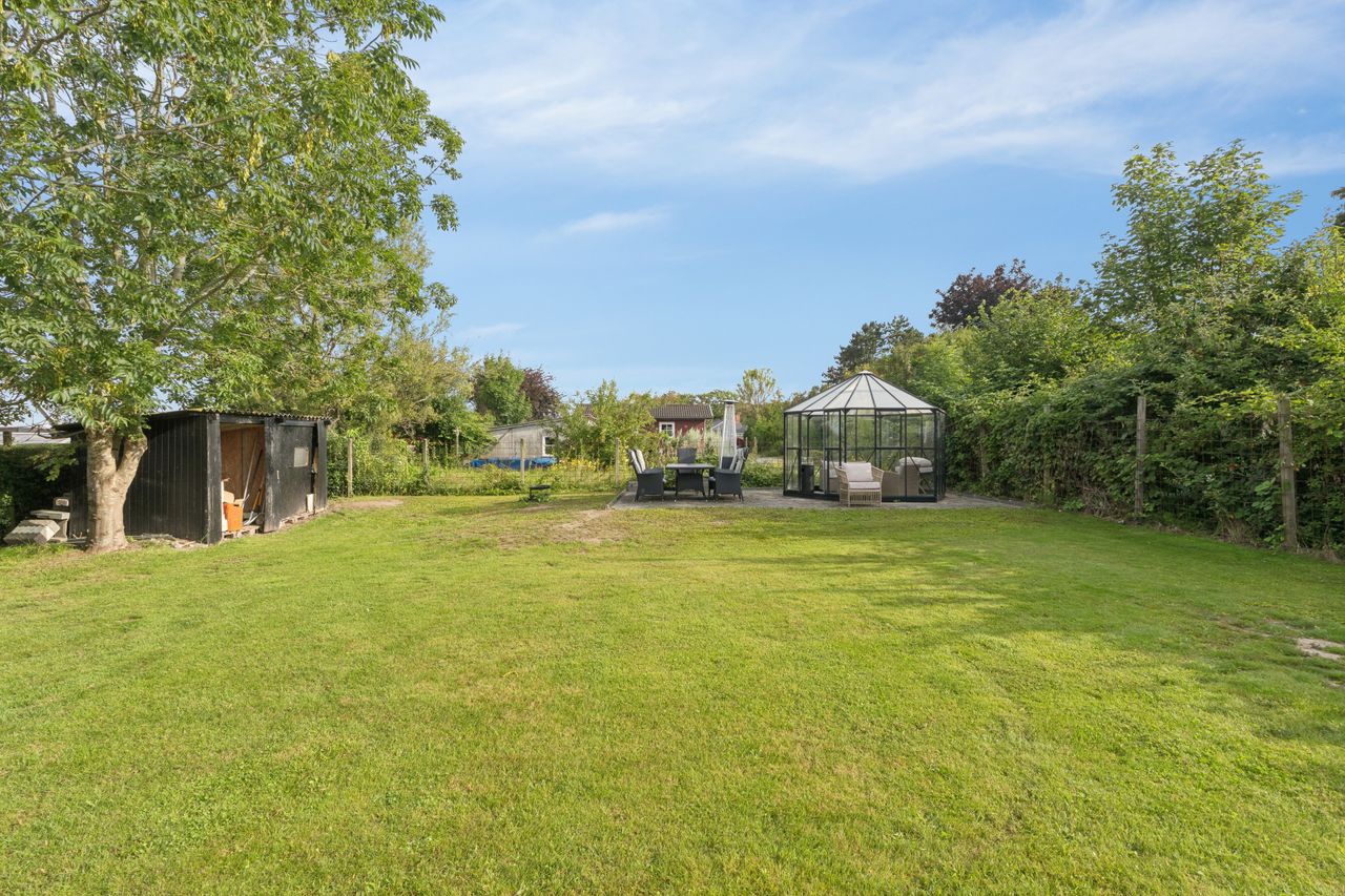 Ejendomsbillede 2 af 27