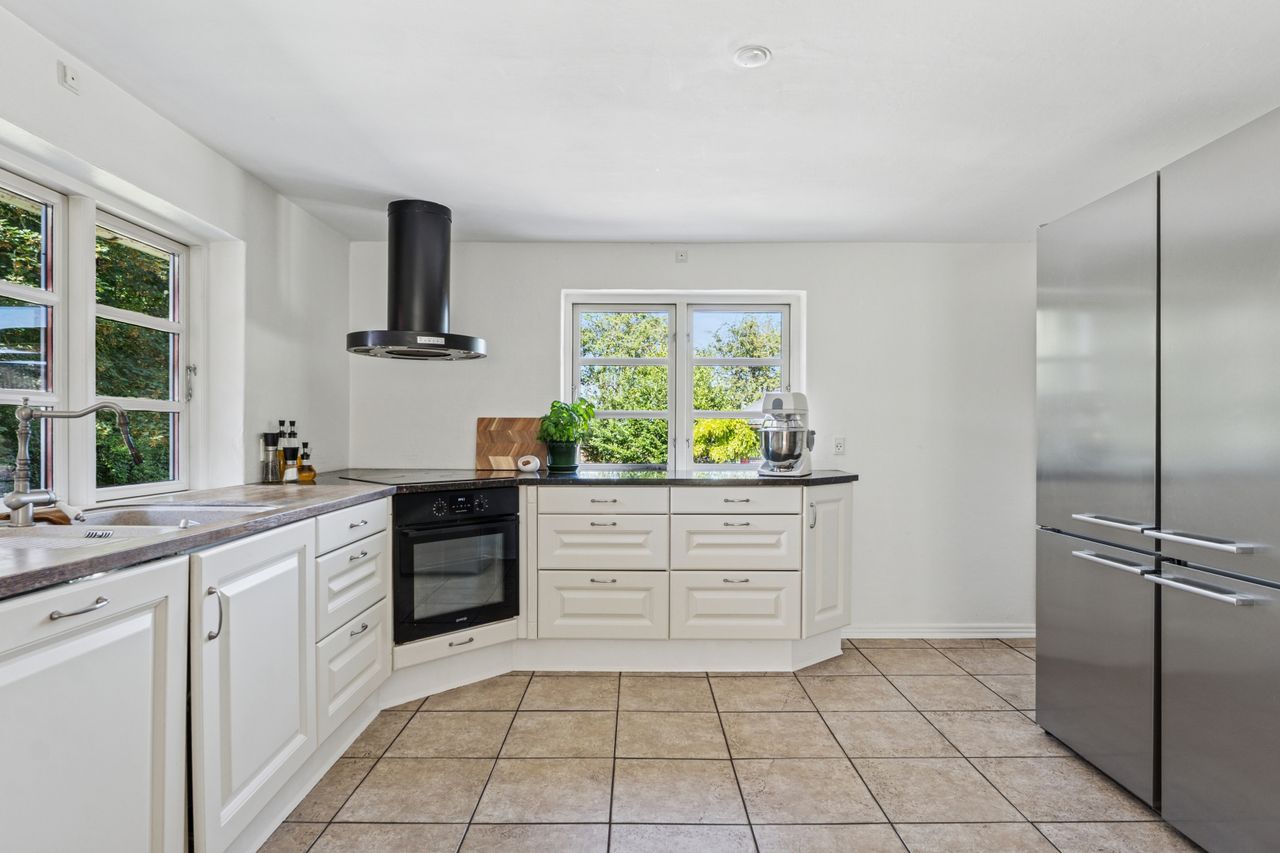 Ejendomsbillede 2 af 32