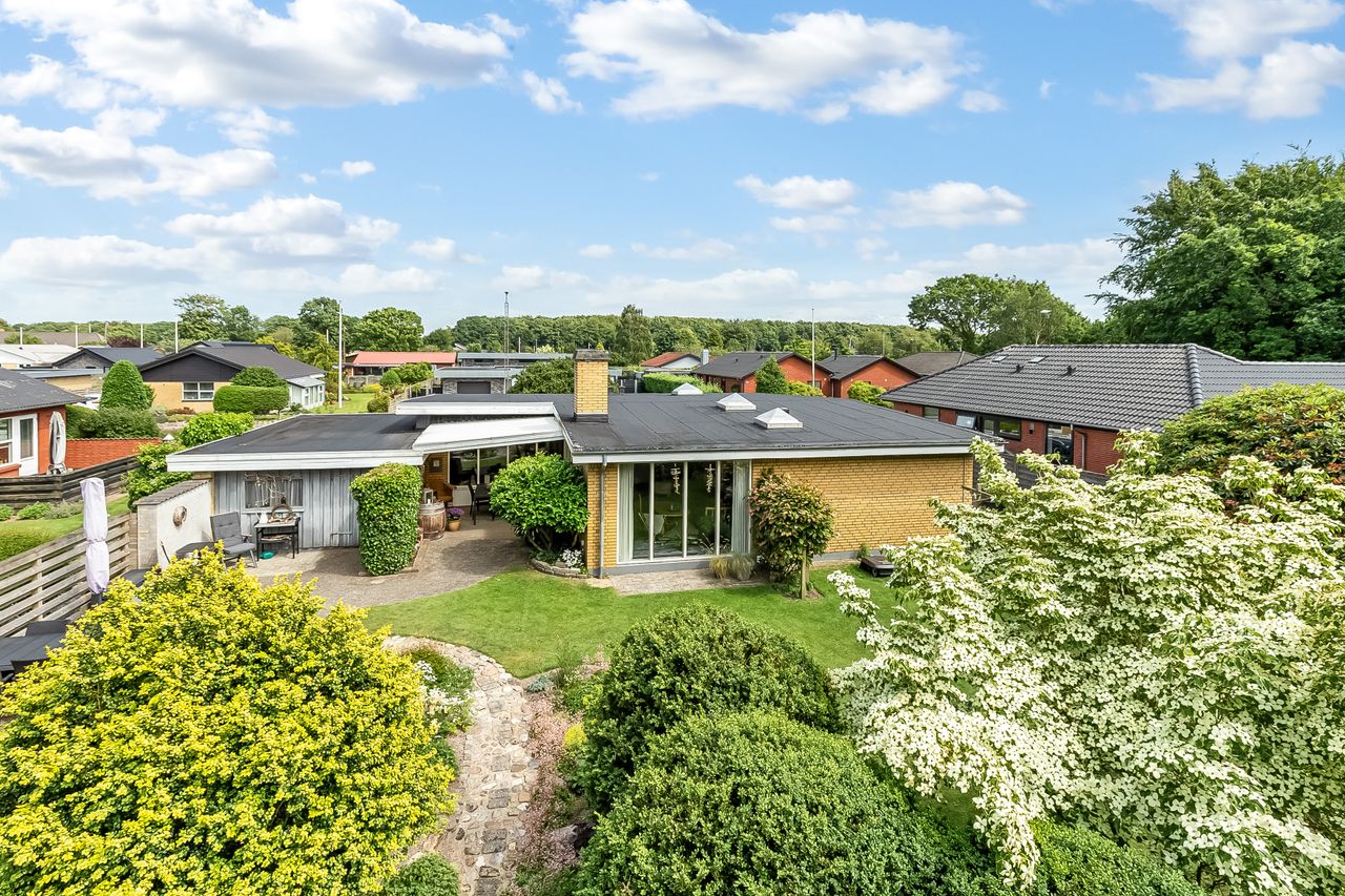 Ejendomsbillede 2 af 37