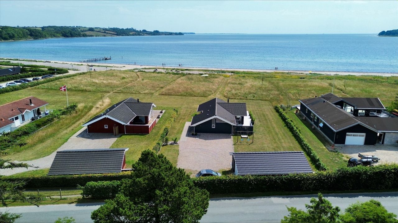 Ejendomsbillede 3 af 33