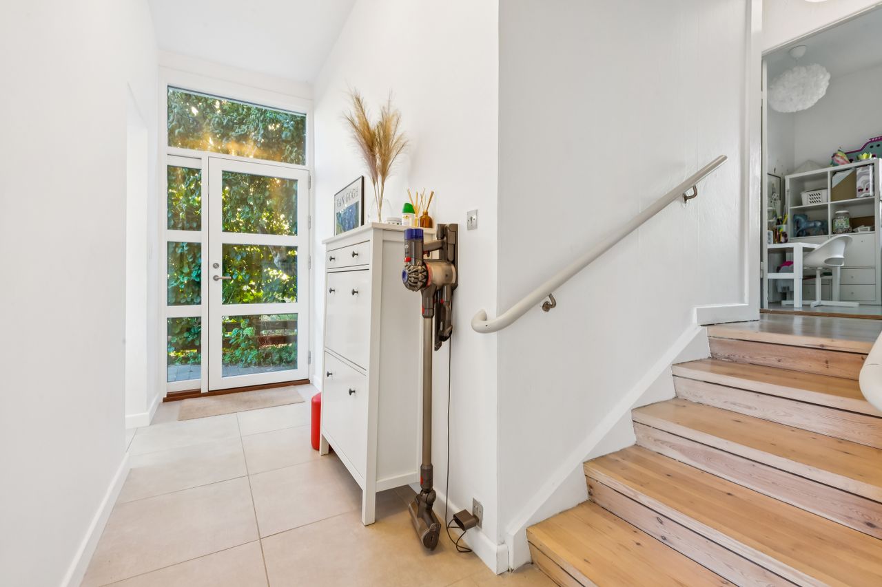 Ejendomsbillede 3 af 18