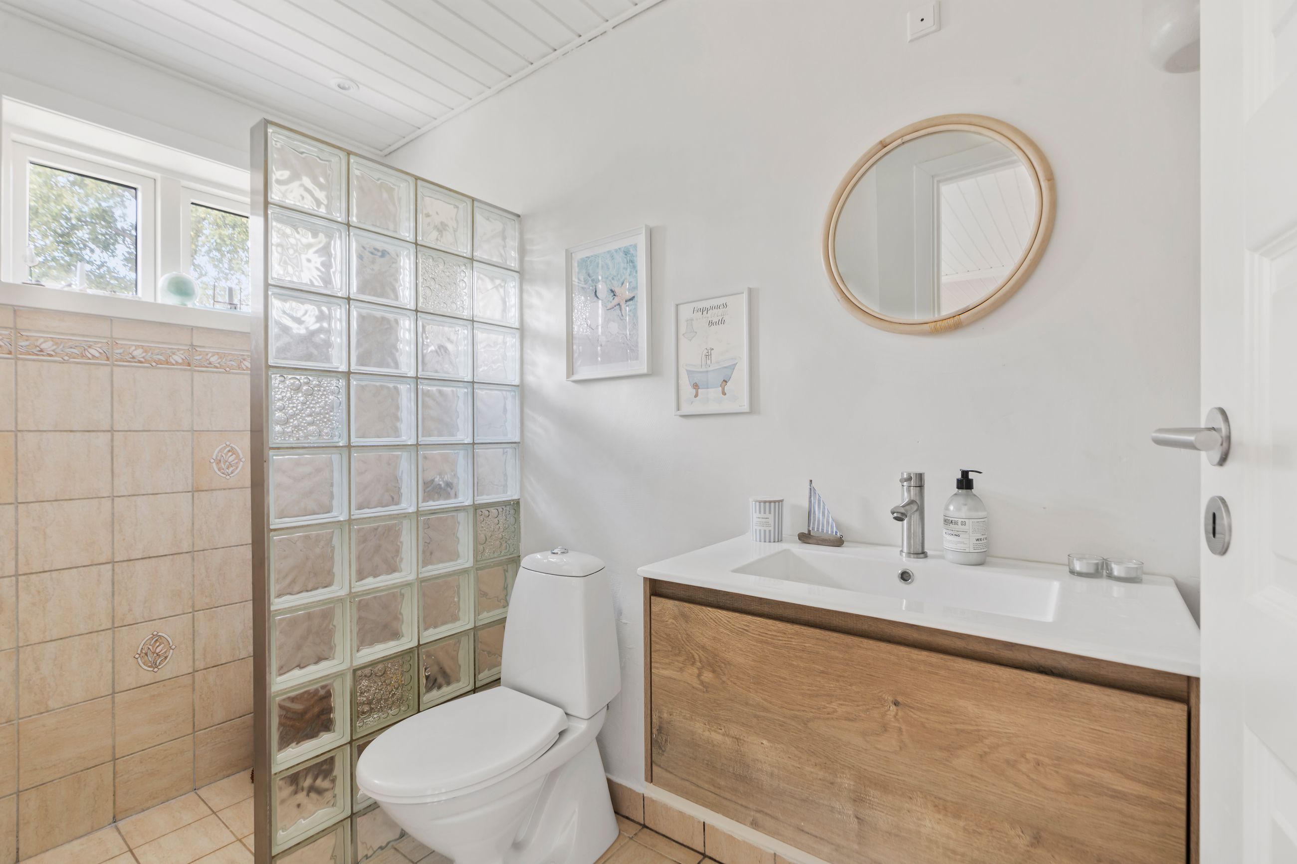 Dalen 14, Strand Esbønderup, Gilleleje - Badeværelse